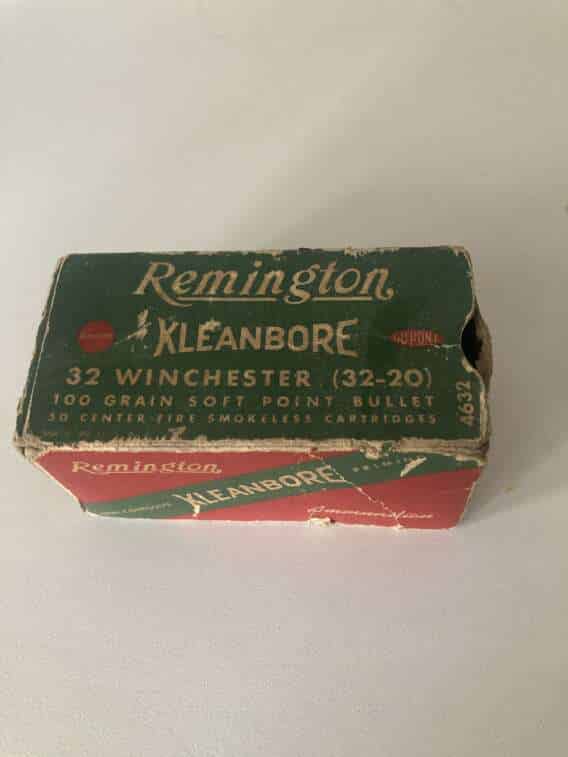 Remington KleanBore 32 WIN ammo box